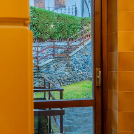 شقة Casa Julie - Accogliente Rifugio Nella Quiete - Cour 0157