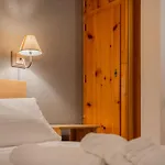 Apartment Casa Julie - Accogliente Rifugio Nella Quiete - Cour 0157 Courmayeur