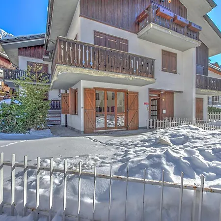 Apartamento Casa Julie - Accogliente Rifugio Nella Quiete - Cour 0157 *