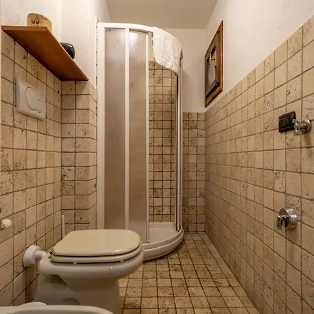 Apartamento Casa Julie - Accogliente Rifugio Nella Quiete - Cour 0157 *